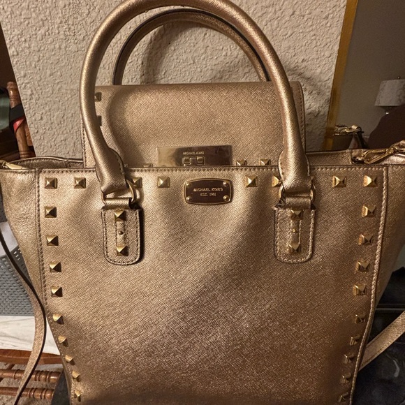 Michael Kors Gold Studded Women's Bag Set - Picture 8 of 14